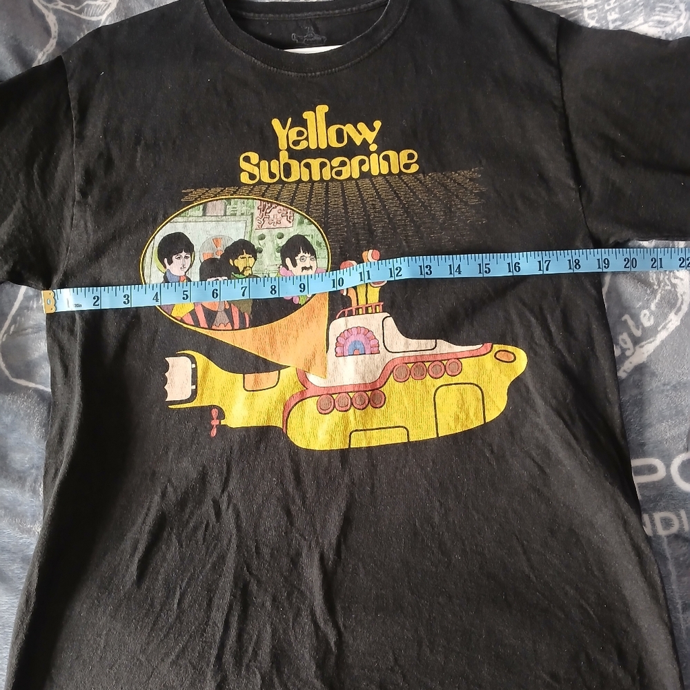 The Beatles Yellow Submarine Vintage Graphic T-Shirt - Picture 5 of 7